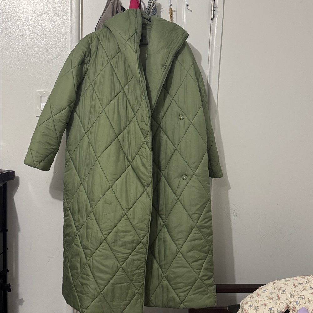 Boohoo Sage Green Quilted Puffer Coat